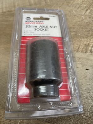 NEW  1/2'' dr. 6-point 32mm AXLE NUT SOCKET, NAPA # 775-9021
