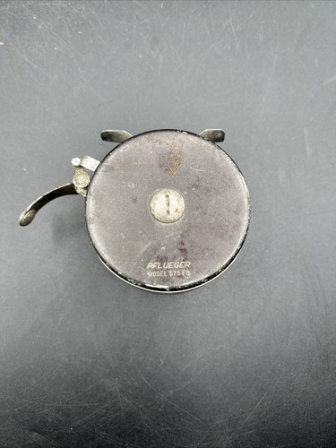 【レトロ品】 Pflueger Medalist Fly Reel 型番不明 レトロ品】 Pflueger Medalist Fly Reel 型番不明 レトロ品