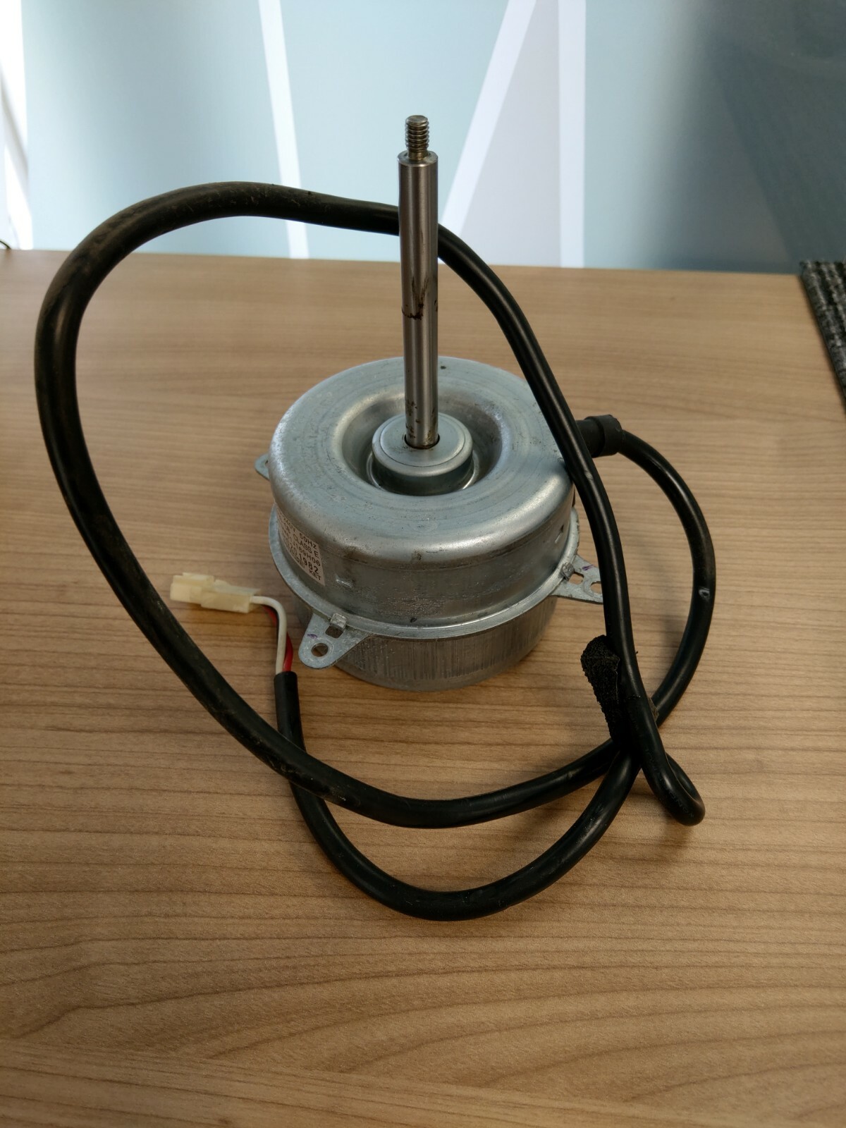 Mitsubishi Air Conditioning E02439301Condenser Fan Motor
