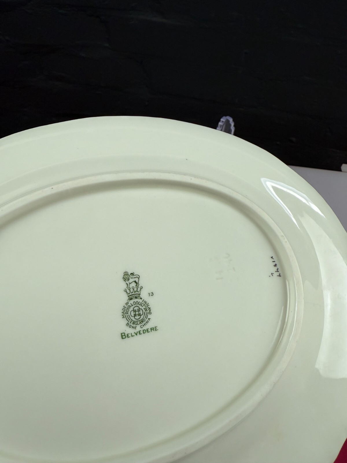 Royal Doulton Belvedere V1877 Small Oval Carving Serving Platter Plate 11" x 9"