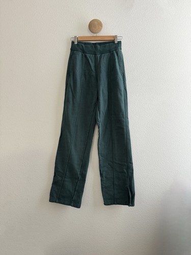 Alo Yoga Streetside Sweatpant unisex 完売品 Streetside