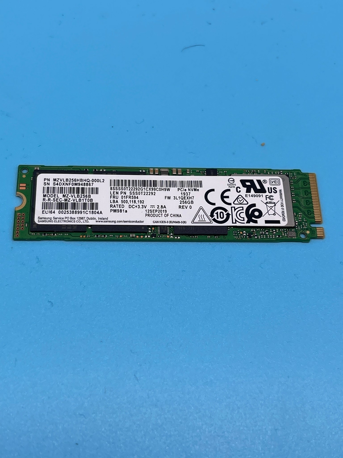 内蔵型SSD Samsung 256GB NVMe M.2 SSD MZ-VLB256B/IT Samsung 256GB NVME SSD Solid State Drive MZ-VLB256B