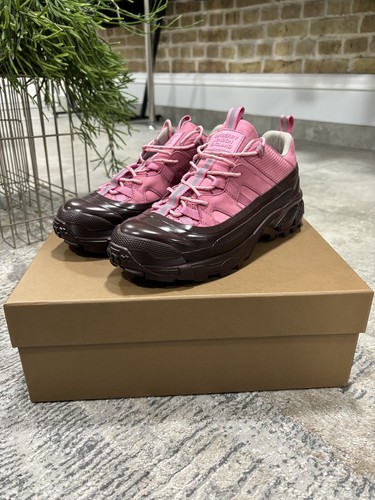 スニーカー Burberry Neptune Sneakers - Burberry - Synthetic - Pink Pink Burberry Sneakers 7Y. Excellent condition. No | Depop