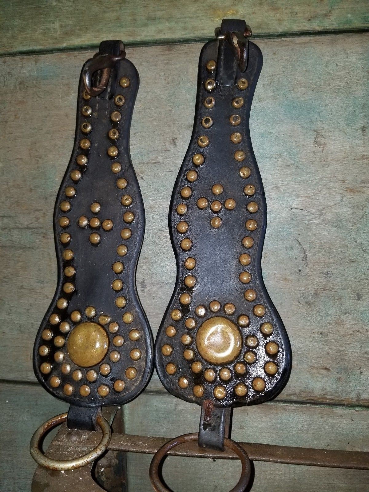 VINTAGE HORSE HARNESS LEATHER MEDALLIONS BRASS RIVETS FARM DECOR