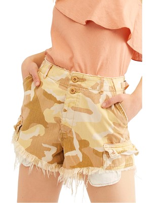 

Женские бежевые шорты с бахромой и камуфляжным принтом FREE PEOPLE, Бежевый, OB960040