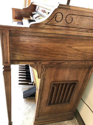 1981 Hammond Aurora Custom 300 Series 227314 Organ Mediterranean Pecan