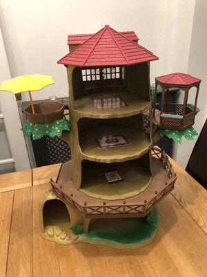 sylvanian families treehouse school