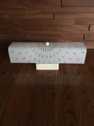 VINTAGE MID CENTURY BATHROOM VANITY GLASS LIGHT BAR FIXTURE, FLORAL, 14in DAISY