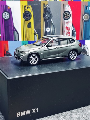BMW 2500 prata ミニカー Schuco ディーラー別注 1/43 25％OFF】 Prata 2500 BMW 1/43 Note Separate Dealer Schuco