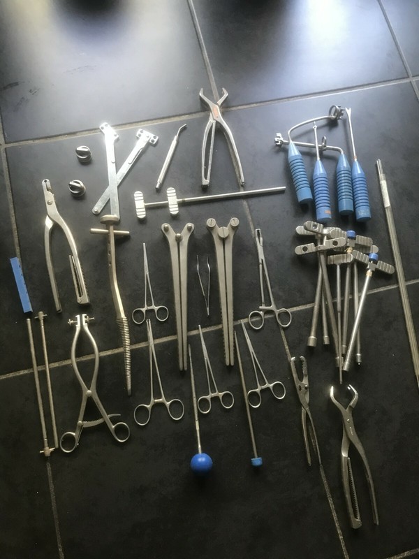 Aesculap / Semâ¦ Surgical Instrument 37pcs Lot Used
