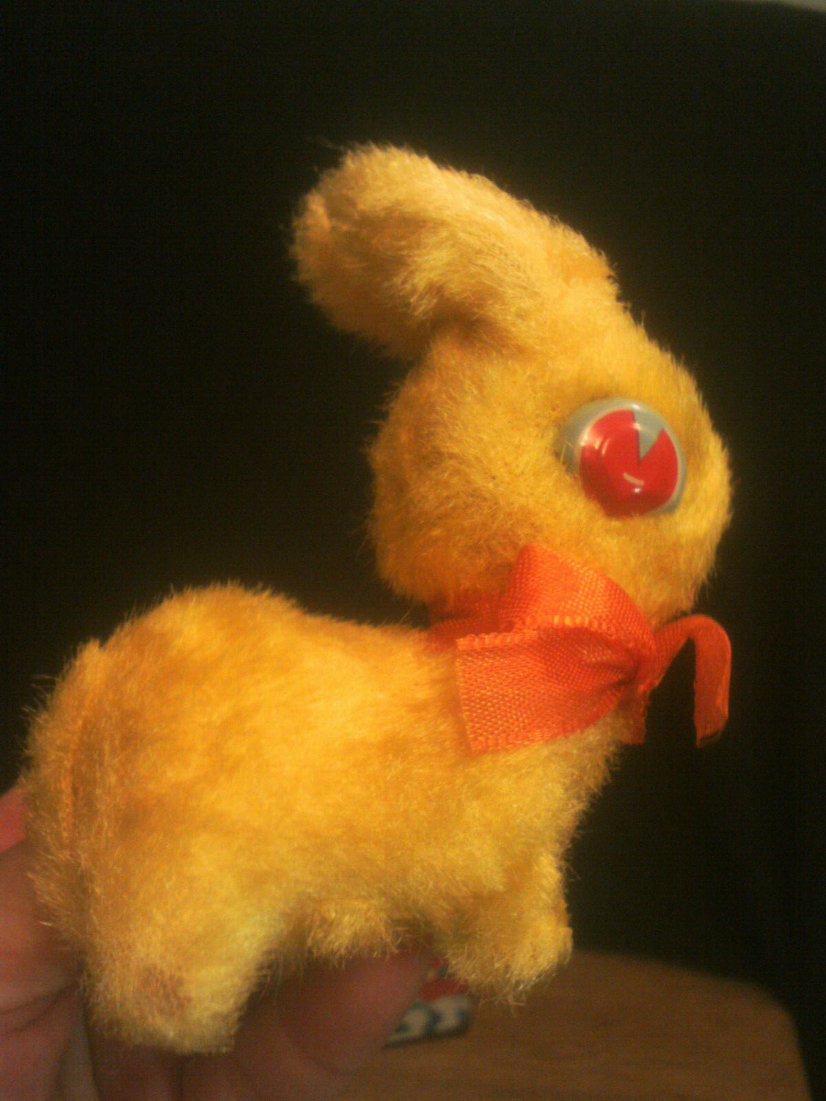 Vintage Key WIND-UP MASCOT BUNNY Rabbit Tin TOY w BOX Japan Hops WORKS Yellow