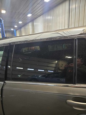 Used Left Rear Door Glass fits: 2011 Gmc Terrain Privacy Tint opt AJ1