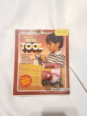 Vintage Wind-Up MINI Tools plastic toys Barbie size IN ORIGINAL packaging 