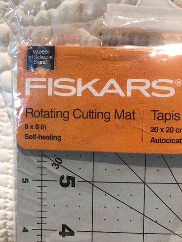 Fiskars 8x8 Rotating Cutting Mat