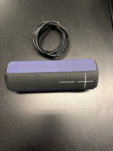 ue boom holiday edition