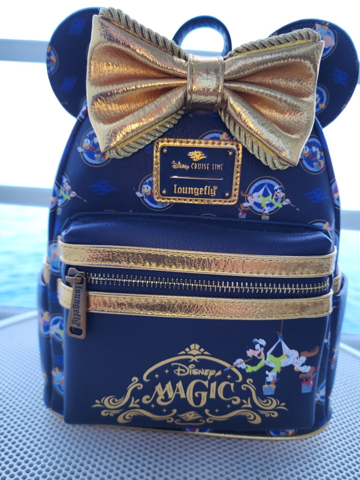 【Loungefly】Disney グーフィー シュノーケリング コインポーチ Loungefly】Disney グーフィー シュノーケリング コインポーチ