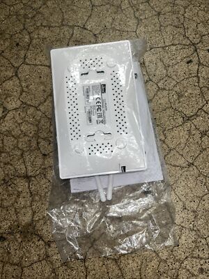 Netis DL4323 300Mbps High-Speed Wireless N ADSL2 and Modem Router Combo 4-Port 