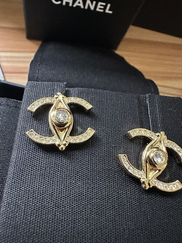 CHANEL カタログ 2023年 $_12.JPG?set_id=880000500F