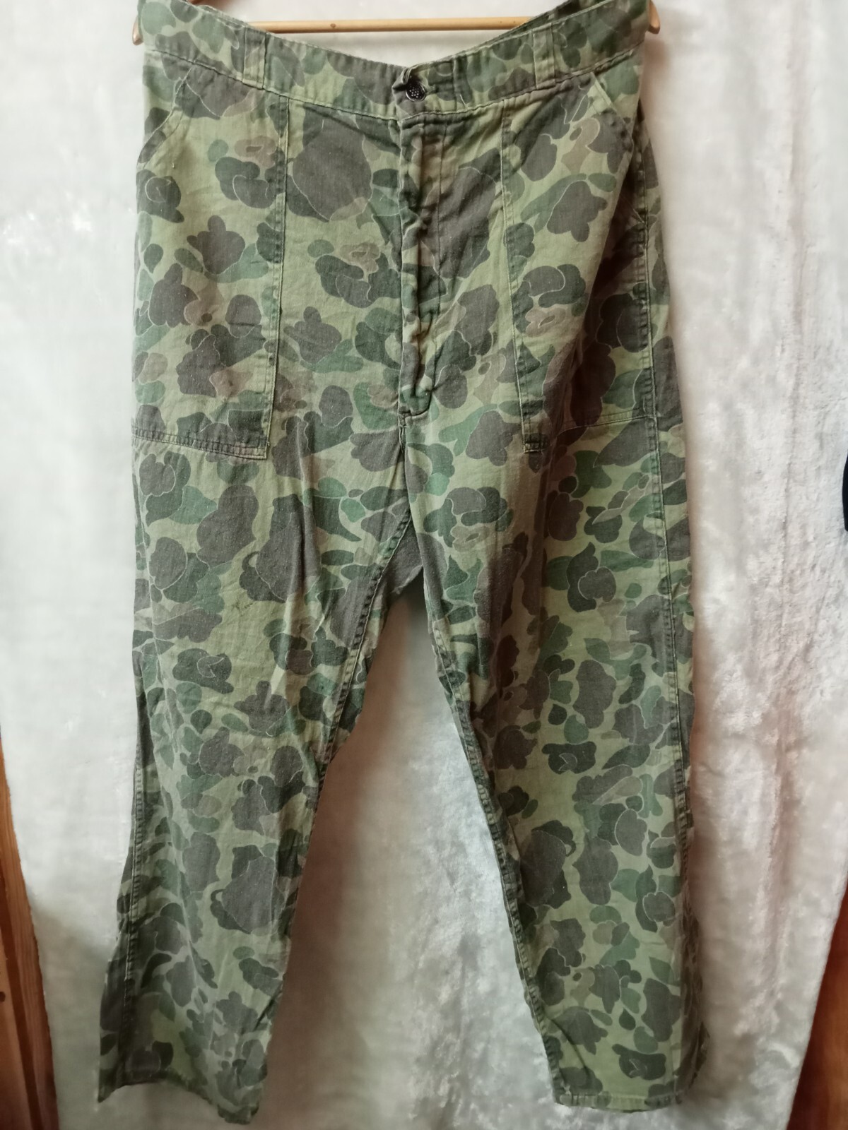 Vintage 40s USMC 13 Star Duck Camo PANT 40s Frogskin WWII | eBay Vintage 40s USMC 13 Star Duck Camo PANT 40s Frogskin WWII | eBay