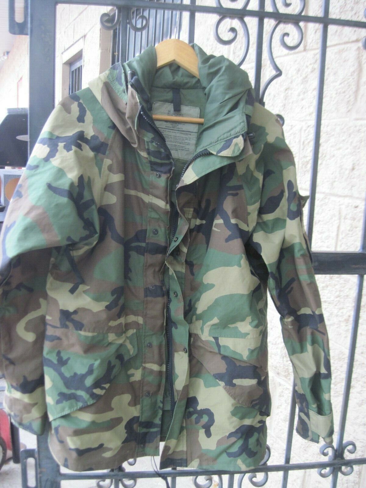 PARKA, COLD WEATHER CAMOUFLAGE SIZE: SMALL-LONG NSN PARKA, COLD WEATHER CAMOUFLAGE SIZE: SMALL-LONG NSN