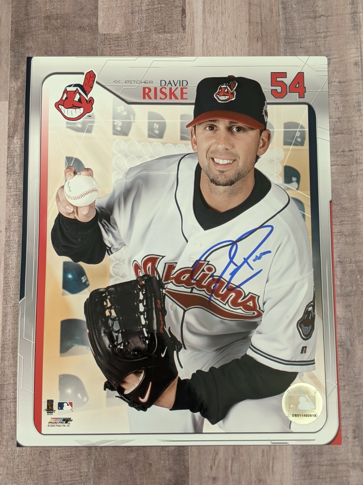 David Riske Signed 8x10 Photo File COA Cleveland Indians