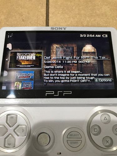 Sony Playstation PSP Go White 16GB PSP-N1001 TESTED China UMD Portable Works PS