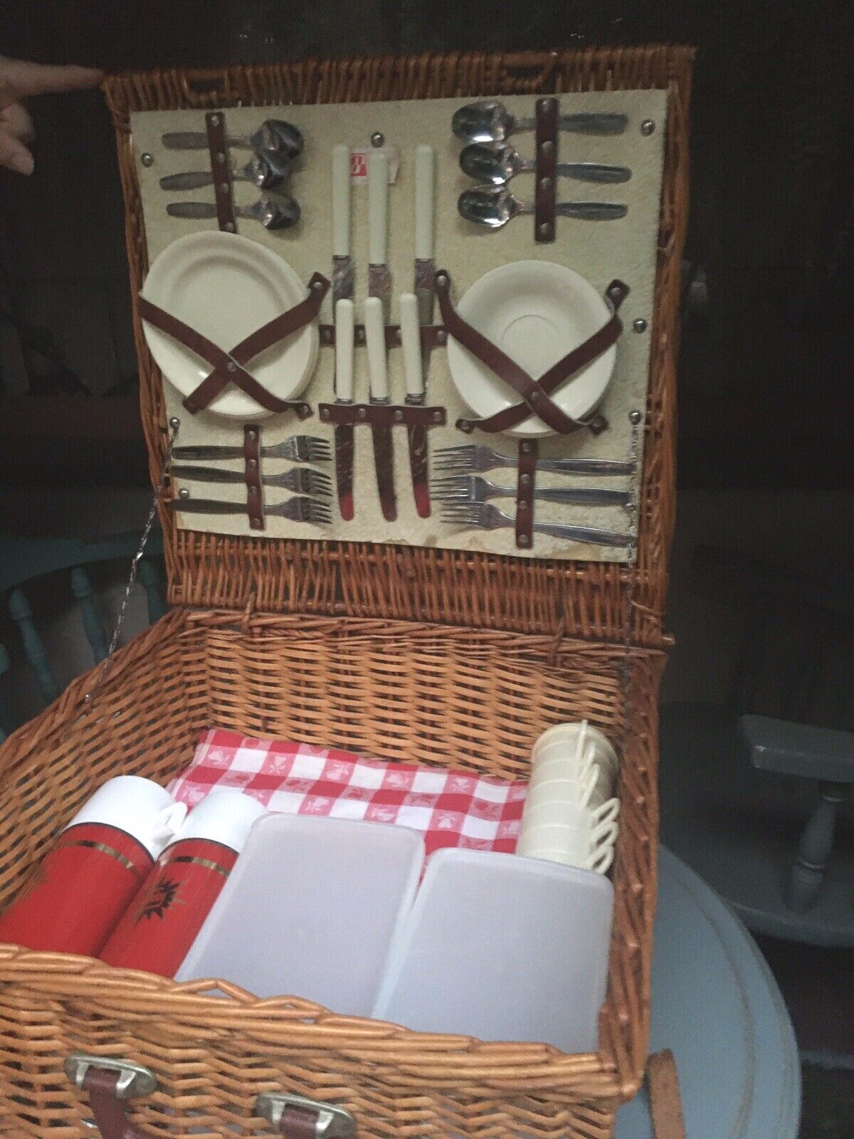 46 pc -Set 6 Vintage Optima Made in England Wicker Picnic 46 pc -Set 6 Vintage Optima Made in England Wicker Picnic
