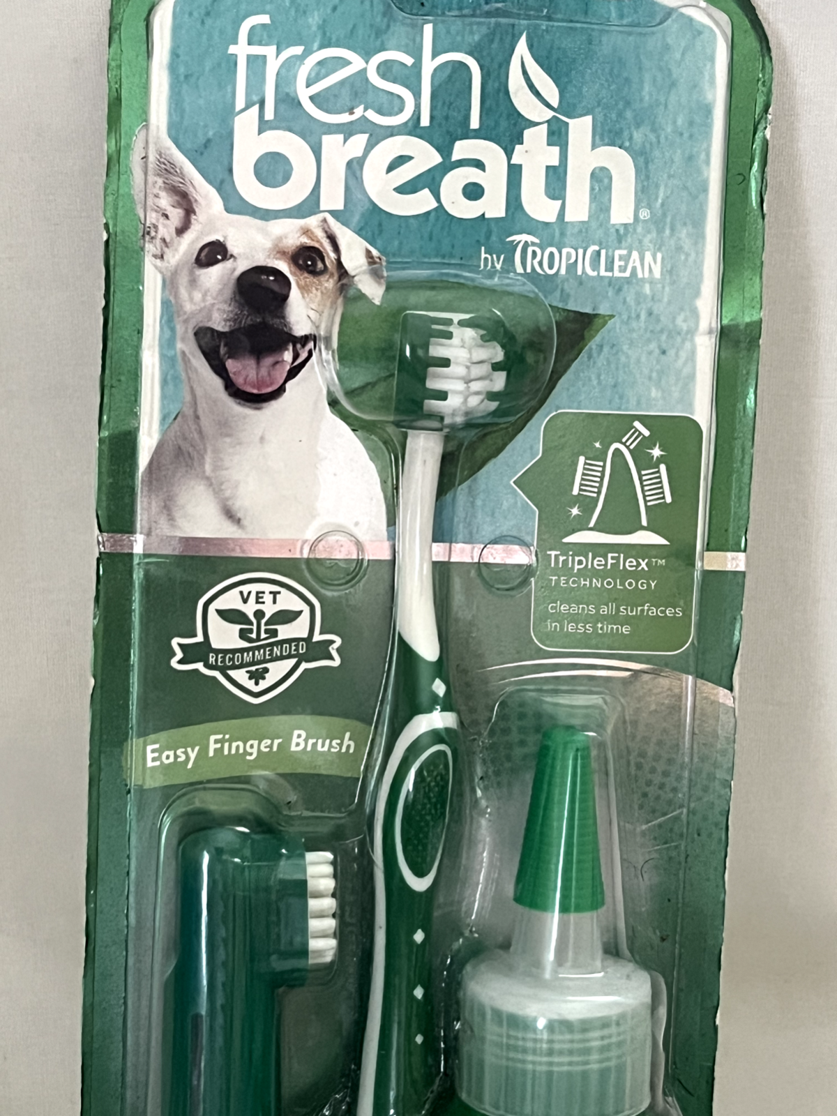 TropiClean Fresh Breath Oral Care Kit for Small Dogs & Cats 2 oz (59 mL)