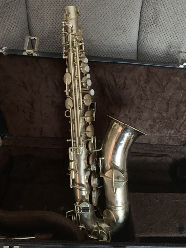 VINTAGE (1935-1940) KING H.N. WHITE ALTO SAXOPHONE Low Pitch. Very Clean