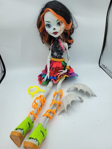 Monster High Doll Skelita Calaveras Large 28" Gore-Geous Gho