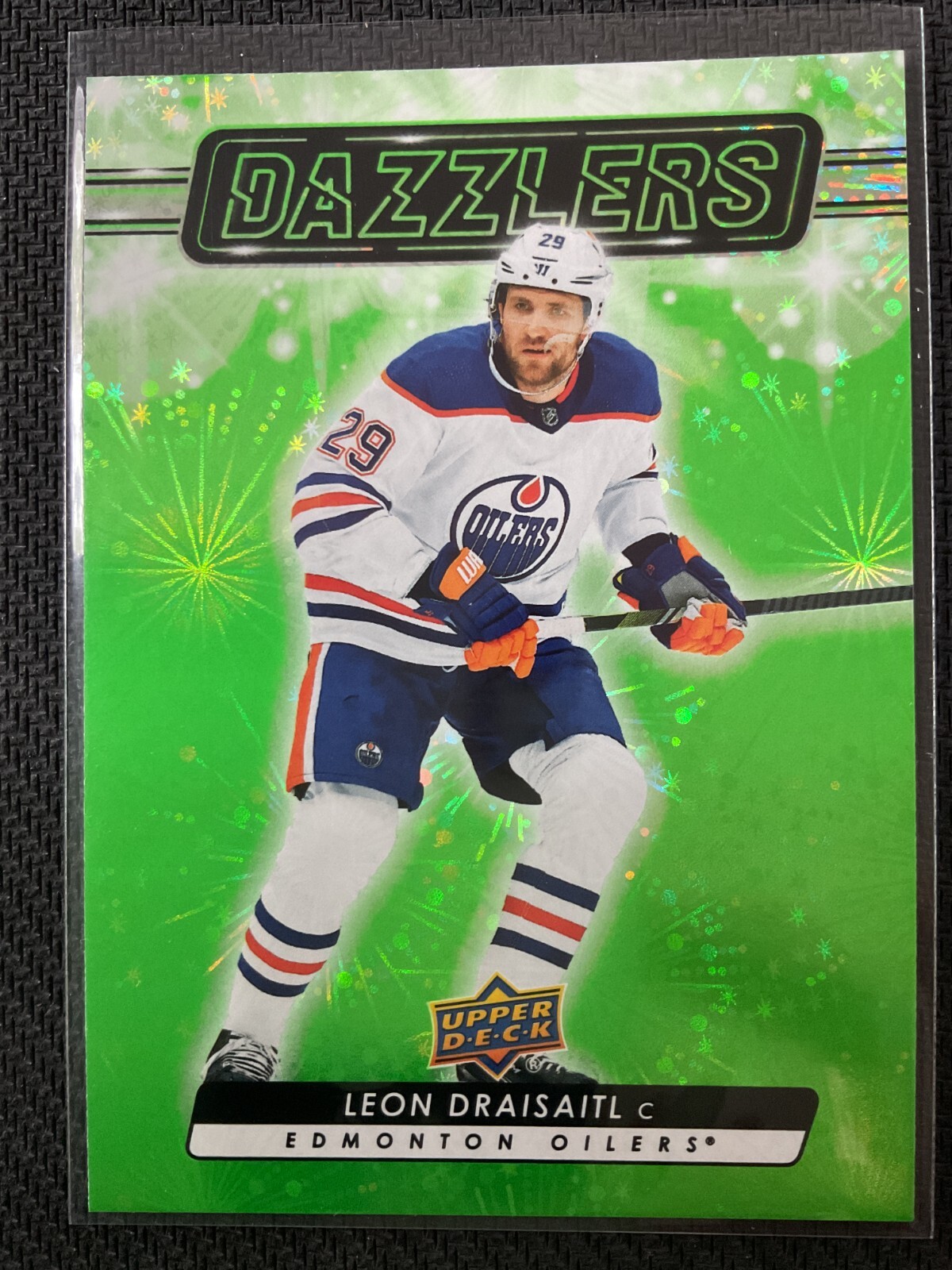 Leon Draisaitl 2023-24 Upper Deck Extended Dazzlers Green Parallel