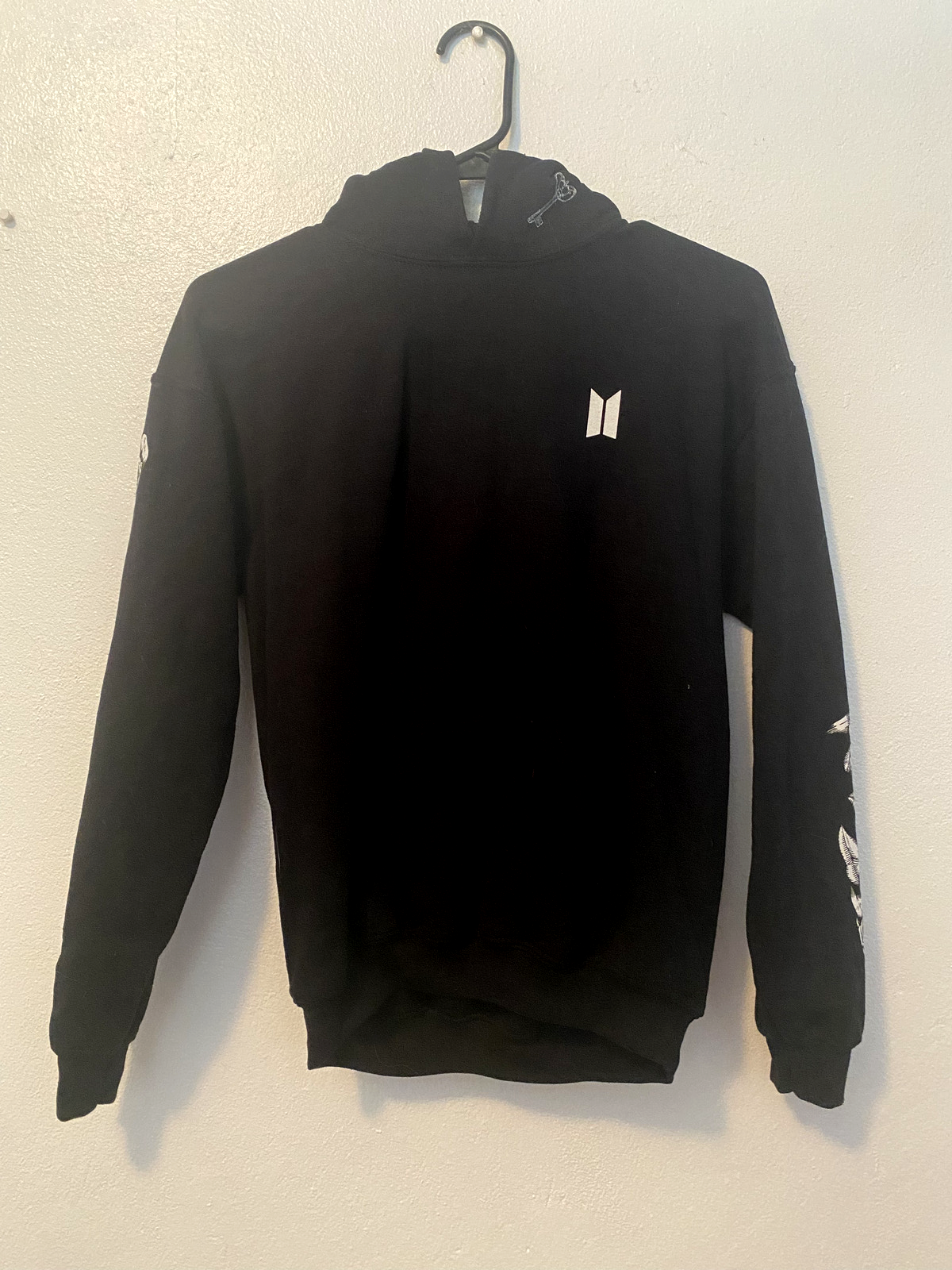 専用　BTS フーディー FAKE LOVE BTS FAKE LOVE Hoodie Size XS | eBay
