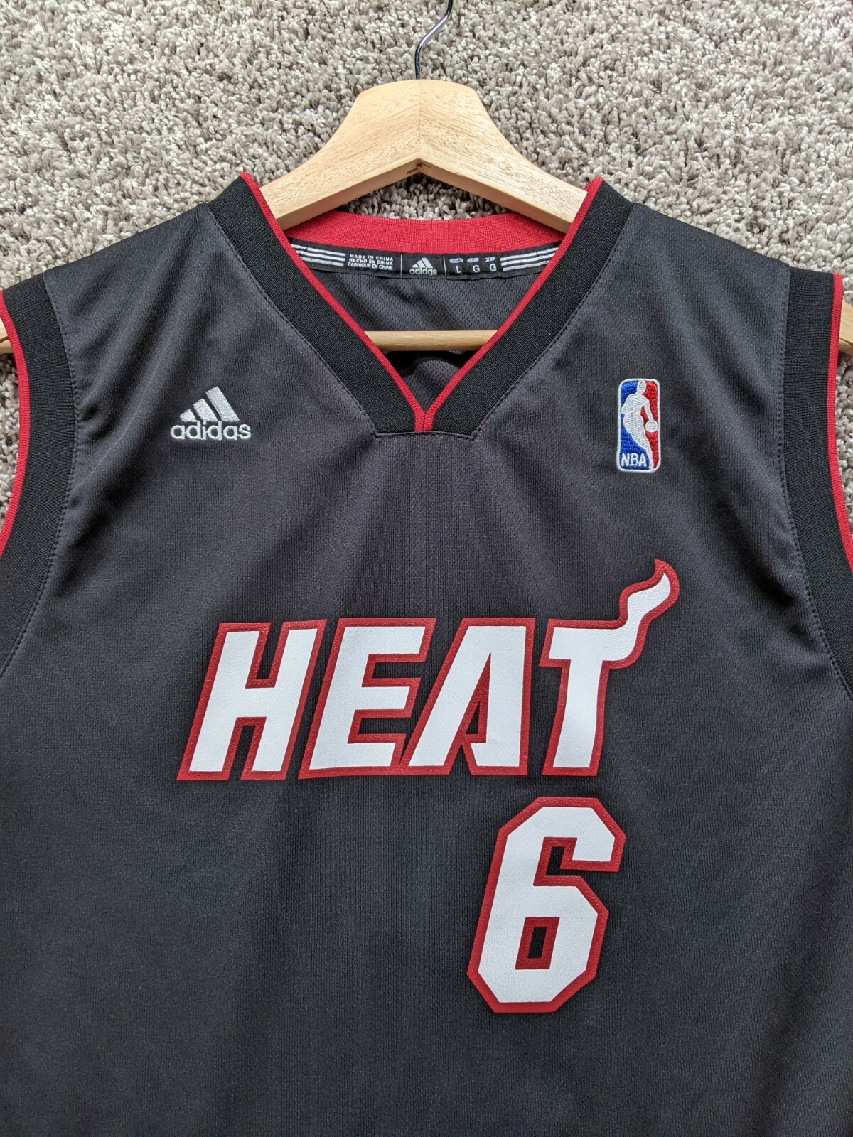 Adidas Miami Heat Youth Size Large Lebron James #6 Black Basketball Jersey  NBA: купить с доставкой из США, цена 1 864 руб - (185309659844)