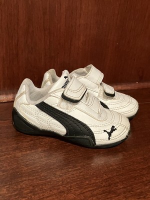 PUMA Size 5 White & Black Tennis Shoes Baby