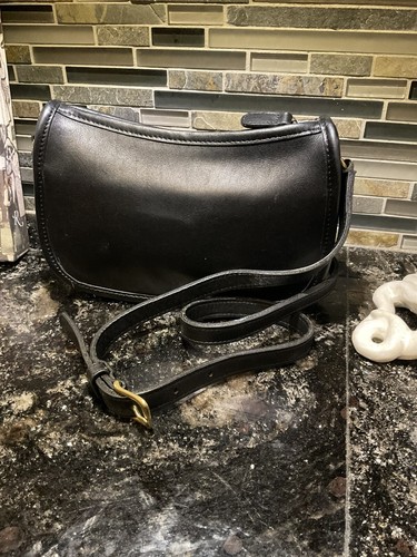 Vintage Coach Leather Zippered Wendie Swinger Crossbody 9031 Black