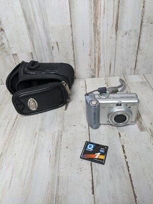 Canon PowerShot A60 2.0MP Digital Camera Silver w/ 1gb Card - PLEASE READ