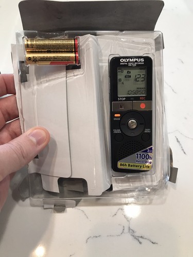 OLYMPUS VN-7200 Digital Voice Recorder 2GB 1100 Hrs New In Box