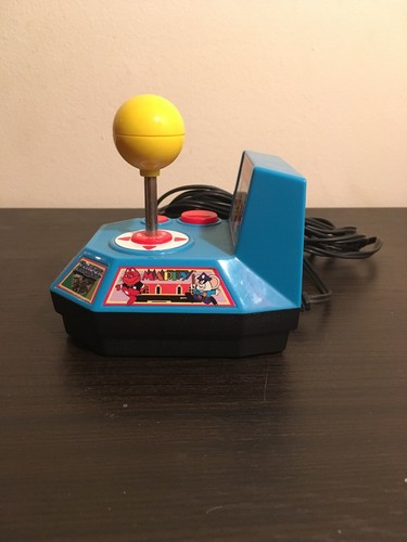 Namco Ms Pac-Man 5 in 1 Plug and Play Jakk Pacific 2004 Powers On Works