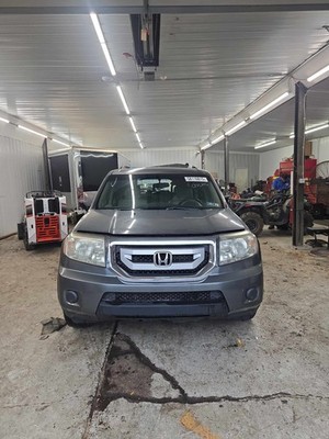 Used Engine Fuse Box fits: HONDA PILOT 09 10 11