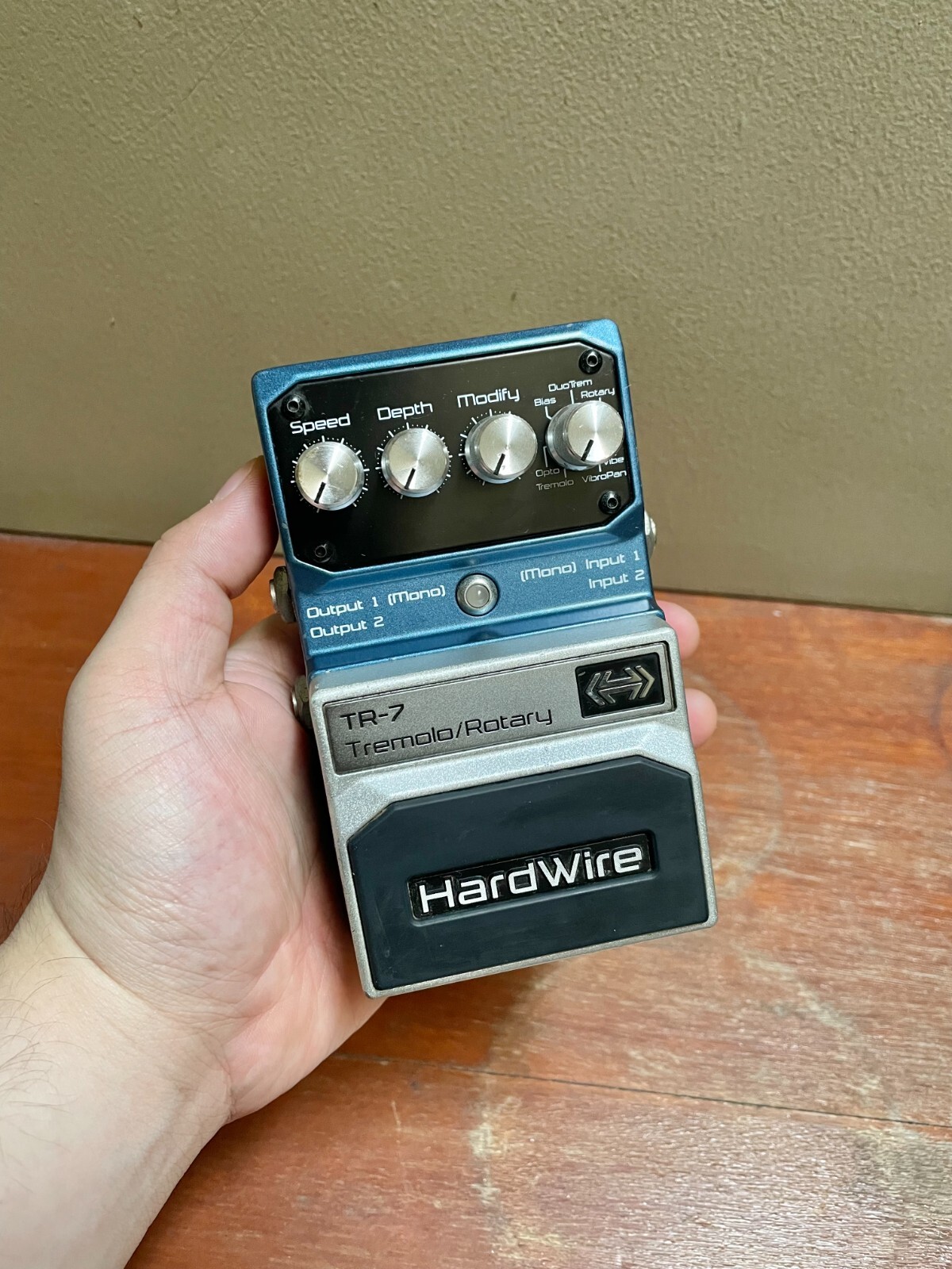 DigiTech Hardwire TR-7 Tremolo/Rotary | eBay