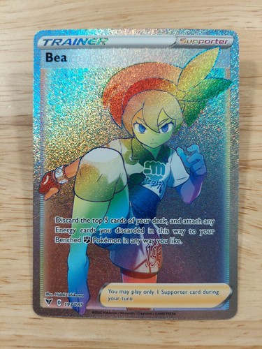 Bea 193/185 Vivid Voltage NM Full Art Secret Rainbow Rare