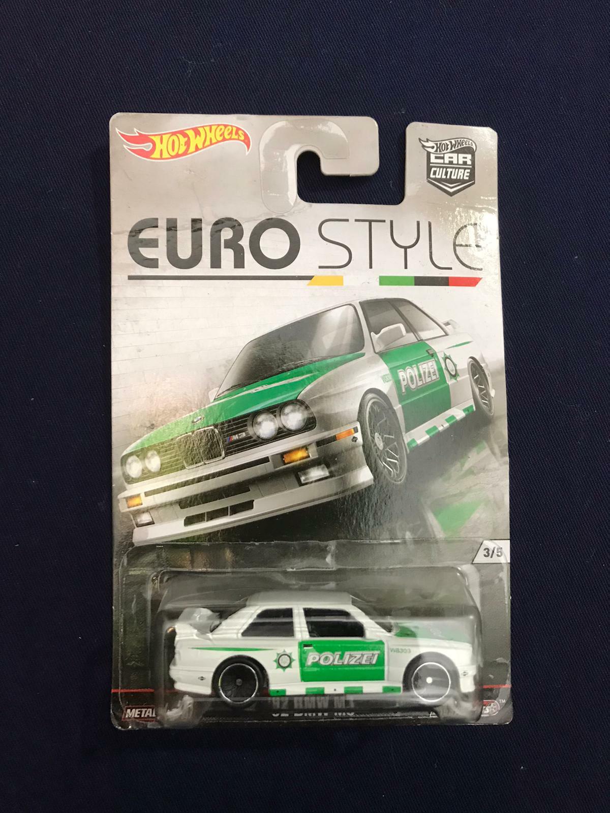 Supreme Hot Wheels™ Fleet Flyer™ + 1992 BMW M3 (SS19) - $30