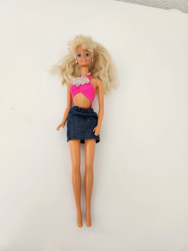 Vintage 1976 Mattel Twist n Turn Barbie Doll Blond Hair Blue