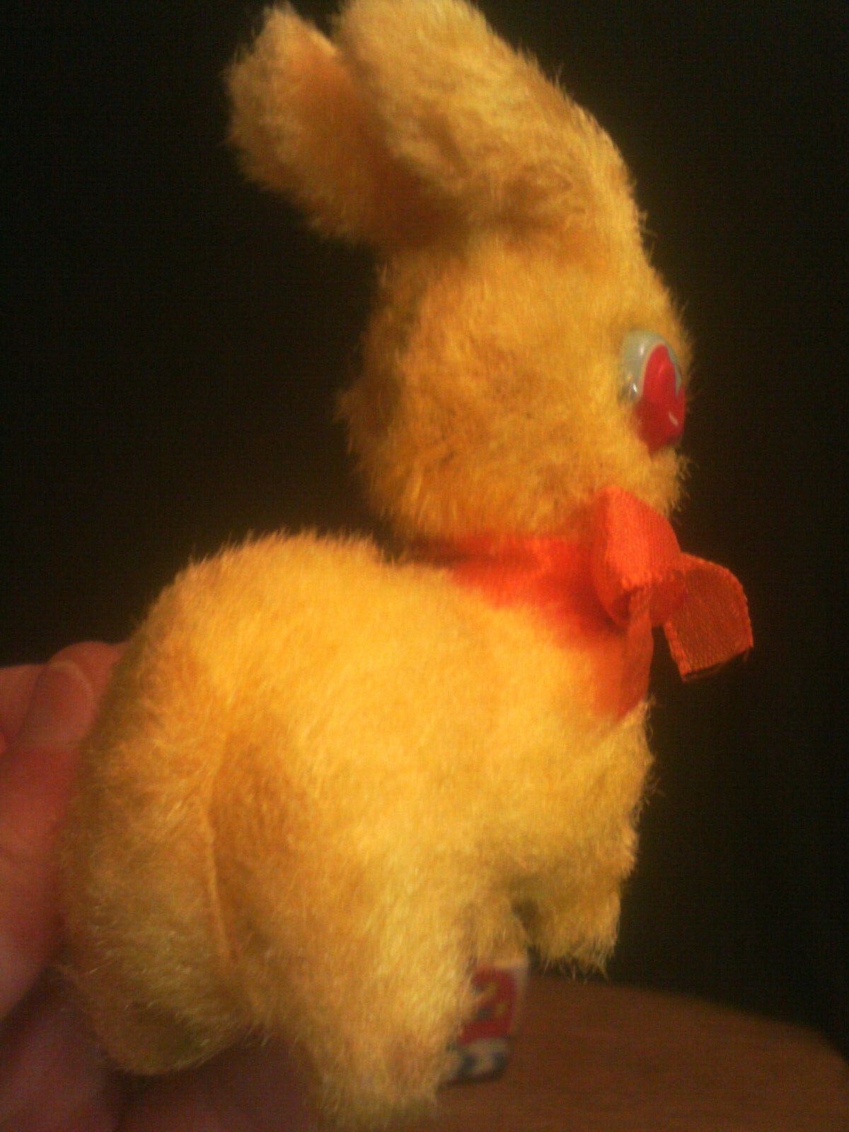 Vintage Key WIND-UP MASCOT BUNNY Rabbit Tin TOY w BOX Japan Hops WORKS Yellow