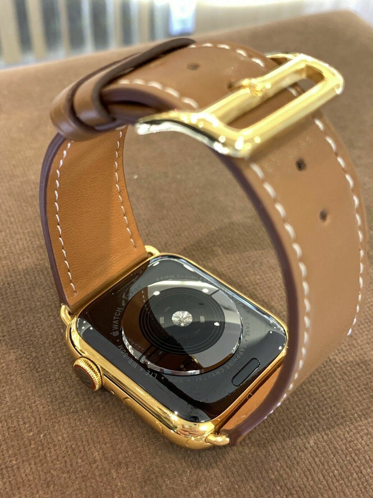 Apple Watch Series 7 45mm GPS LTE O2 | 24K Gold Plated Apple Watch Series 7 45mm GPS LTE O2 | 24K Gold Plated