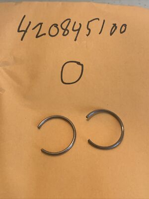 Sea-Doo Piston Circlip 420845100 oem lot of 2