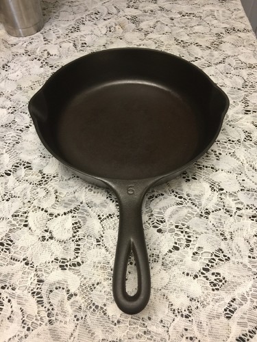 Wagner Ware Cast Iron # 6 Skillet (1935-59)