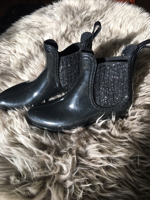 nine west chelsea rain boots