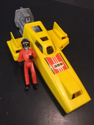1980年代製のデッドストック DOD PHASOR 201 YELLOW Fisher Price Quaker 1980 Oats Land Speeder Yellow With Racer Man