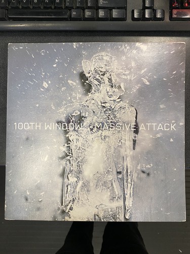 MASSIVE ATTACK 100TH WINDOW 3LP 三枚組レコード Massive Attack 100th Window 3枚組レコード MASSIVE ATTACK 100TH